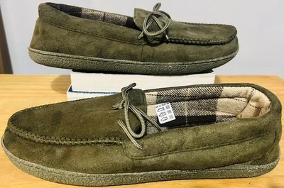 Mens Suede Check Lined Moccasin Full Slippers, UK 10 / EU44. Olive Green. New. - Image 1 of 4