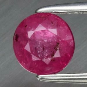 1.11ct 5.7mm Round Natural Pinkish Red Ruby, Madagascar (Ver vídeo) - Bild 1 von 2
