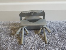 CARAVAN AERIAL MAST  FIXING BRACKET