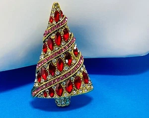 Red Crystal Christmas Tree Brooch Quality Box included - Picture 1 of 9