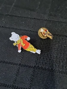 2x Vintage Rupert der Bär Pin Anstecker Rainbow Park (B4) - Bild 1 von 3