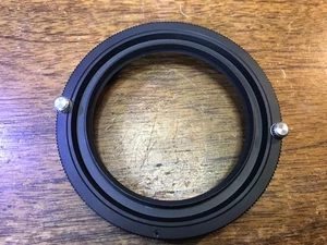 Anillo de montaje de lente Hasselblad 63 casi como nuevo - Imagen 1 de 4