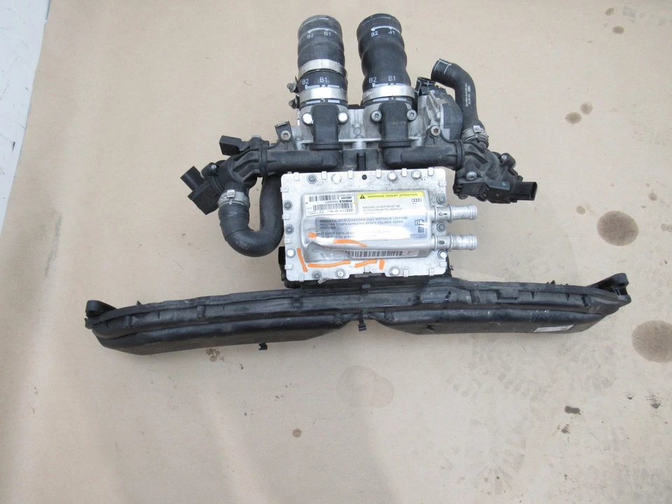 Conjunto de conducto de aire intercooler motor Audi RS7 C7 2016 4,0 L SOLO PIEZAS 12-18 * Foto 1 de 4