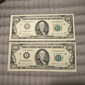 TWO CONSECUTIVE 1990 $100 HUNDRED DOLLAR BILLS * STAR NOTE * San Francisco UNC - Picture 1 of 8