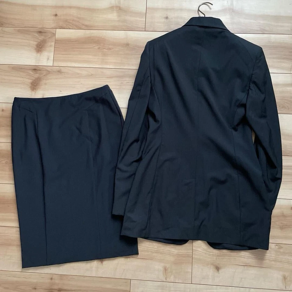 GUCCI Falda Traje Tom Ford Periodo Talla 38 Negro Hecho en Italia con etiqueta Usado Foto 1 de 4