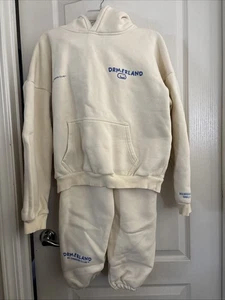 Set pantaloni con cappuccio Drmersclub usati in ottime condizioni grazie per essere qui crema in caratteri blu medi - Foto 1 di 13