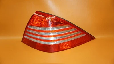 MERCEDES BENZ S500 TAIL LIGHT RIGHT PASSENGER 2003 2004 2005 S430 A220 820 0864 - Image 1 of 4