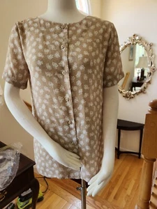 JH Collectibles Tan and white floral print tunic shirt - size 8P - NWOT - Picture 1 of 7