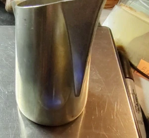 VINTAGE MCM ROYAL HOLLAND KMD PEWTER CREAM PITCHER TEAK HANDLE - Picture 1 of 10