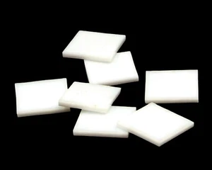 125 weiße Opal 1" quadratische handgeschliffene Glasmosaikfliesen | Schmelzbar 96 coe  - Bild 1 von 1