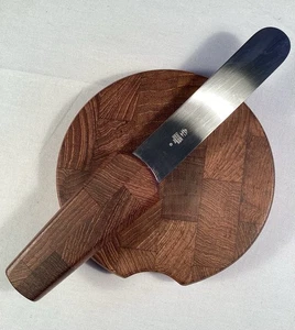 Tabla de queso de teca Dansk Jens Quistgaard cuchillo incorporado Dinamarca danés moderno - Imagen 1 de 7