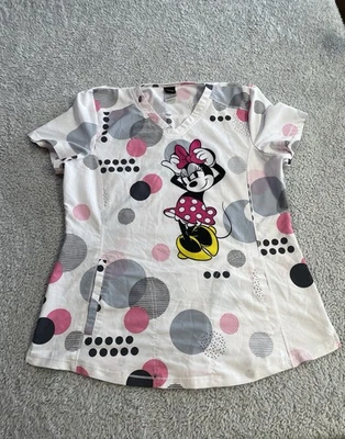 Blusa Médica Para Mujer Talla Grande Dickies Tooniforms "Minnie Mouse" Foto 1 de 4