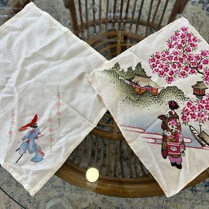 Coppia di fazzoletti di seta vintage design geisha giapponese - Foto 1 di 7