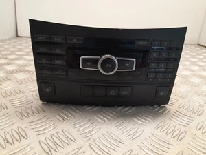 2013 MERCEDES BENZ W207 SAT NAV MMI CD RADIO PLAYER HEAD UNIT A2129006417 - Picture 1 of 8