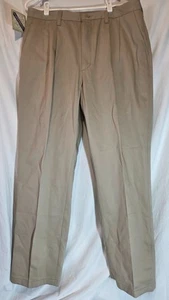 Wrangler Riata Mens 34 X 30 Relaxed Fit Khaki Dress Pants Slacks 95KH - Picture 1 of 5