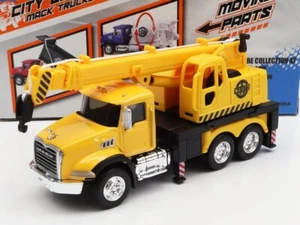 MODELLINO CAMION STATICO DIECAST MACK ANTHEM TRUCK 3 ASSI CANE GRU 2020 1/64 - Foto 1 di 5