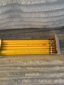 VINTAGE BOX FULL 7ct. NOS BEN FRANKLIN PENCILS No. 3 - Picture 1 of 3