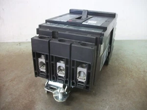 INTERRUPTOR DE CIRCUITO CUADRADO D POWERPACT I-LINE HD HDA36150 150 AMP 600 VOLTIOS 3 POLOS - Imagen 1 de 4