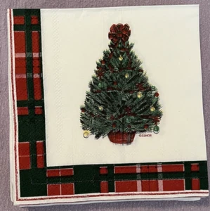 Napkins 15 Christmas Tree Paper Disposable Dinner Cocktail Luncheon Party Napkin - Picture 1 of 3