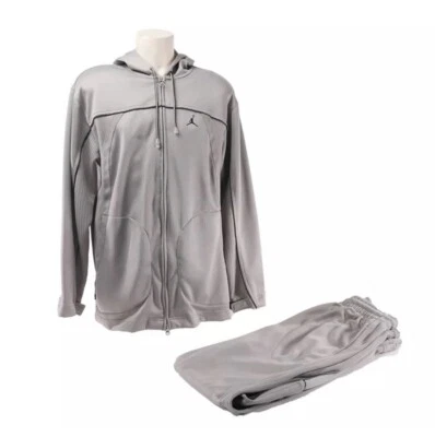 Terno de pista Nike Jordan cinza da coleção de Elton John's ROCKET REVENDA - Imagem 1 de 4