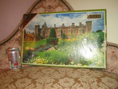 Falcon Supreme 5000 Piece Jigsaw Puzzle No.3254 Blickling Hall, Norfolk - Sealed - Image 1 of 4