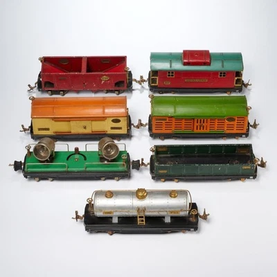 Lionel Lines Caboose Cattle Gondola Spotlight Train Car Pre War 1930s 7pc Lot - Image 1 of 4