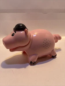 Fisher Price; Mattel (Mr.) Evil Dr. Porkchop Toy Story 3/Linterna/2 dichos - Imagen 1 de 14