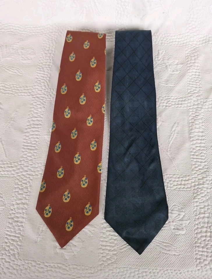 2 × Lanvin Paris Mens Brown/Blue Floral Patterned Classic 100% Silk Ties. - Image 1 of 4