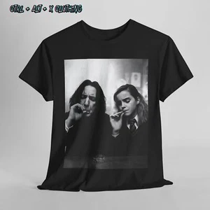 Camiseta Unisex Fan Harry Potter, Camisa Hermione and Snape Beber y Fumar, - Imagen 1 de 19