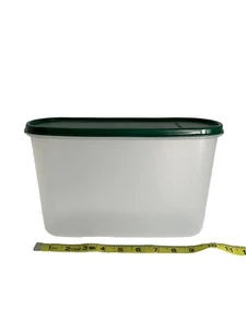 Vintage Tupperware Modular Mates 12 cup Oval 2401B-1 Green Lid 2402A-4 - Picture 1 of 4