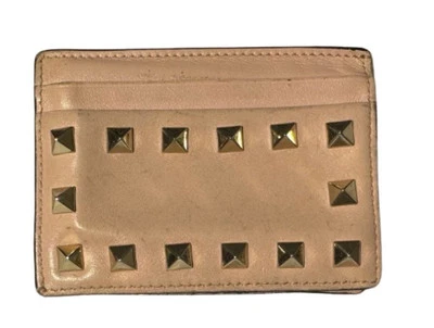 Porta-cartões autêntico Valentino Garavani couro rosa cravejado de ouro Rockstud - Imagem 1 de 4
