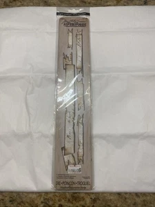 Nuevo de Lote Antiguo Sizzix Tim Holtz Estandartes Andrajosos Chisporroteados Tira Decorativa 657179 - Imagen 1 de 4