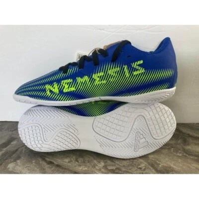 New Kids Youth Sz 2.5 Adidas Nemeziz Soccer Boots New Without Box - Image 1 of 4