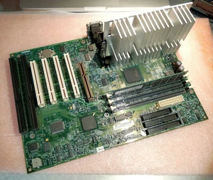 COMPAQ Deskpro EP 010233-101 118653-601 Slot-1 motherboard + Pentium III - Bild 1 von 11