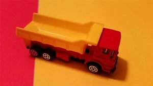 RARO CAMION CON CASSONE RIBALTABILE VINTAGE "FLAT NOSE DUMP TRUCK" 6 RUOTE con cassone ribaltabile * 3 1/4" sciolto - Foto 1 di 1