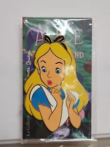 Disney Paris DLP Alice Eleonore Bridge LE 400 Pin Alice Wonderland # 385/400 - Picture 1 of 4