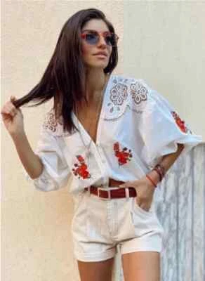 ZARA ECRU FLORAL EMBROIDERED PUFF SLEEVE BLOUSE SIZE XS - Image 1 of 4