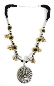 Indischer ethnischer schwarzer Faden versilbert Pfau Anhänger Ghungru Charms Halskette - Bild 1 von 5