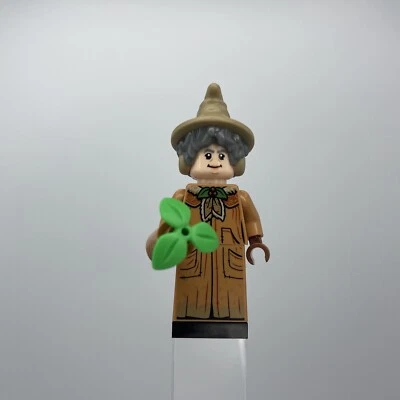 LEGO 71028 Harry Potter Series 2 Minifigure - Professor Pomona Sprout - Image 1 of 2