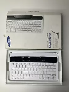 SAMSUNG Galaxy Tab 2 7.0 Keyboard Dock EKD-K11AWEGXAR - Picture 1 of 5