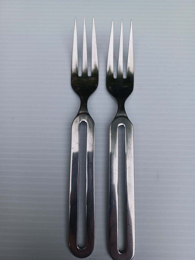 2 POLISHED Stanley Roberts Stainless Dinner Forks CYCLES *SET OF TWO