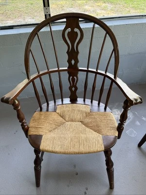 Silla Nichols Stone Windsor Saco Respaldo Husillo Nudillo Rush Estampada NS 1915-1930 Foto 1 de 4