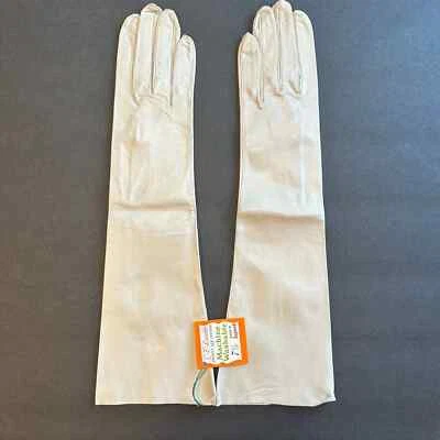 Vintage E Z Lavable By Superb Washable Leather Gloves Light Gray Size 7 1/2  NOS - Image 1 of 4