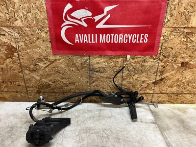 06 07 08 09 10 11 KAWASAKI NINJA ZX14R ZX14 1400 CONJUNTO TRASEIRO DIREITO FREIO TRASEIRO - Imagem 1 de 4