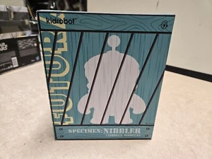 Futurama KidRobot Nibbler 6 inch vinyl collectible figure 2012 new in box - Picture 1 of 5