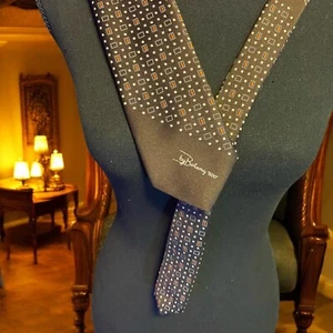 Men’s Vintage Brown Botany 500 Geometric Brown Polyester Necktie Hipster Office - Picture 1 of 6