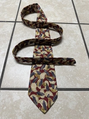 Corbata de seda Robert Talbott Patrick James cachemira EE. UU. cosida a mano roja y marrón Foto 1 de 4