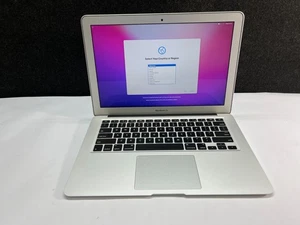 Apple A1466 13" 2015 MacBook Air i5 1.6 GHZ 4GB DDR3 RAM 250.1 GB SSD MONT - Picture 1 of 11