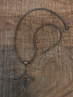 COLLANA IN ARGENTO TIPO SNAKE CON CIONDOLO ARTIGIANATO ORIENTALE - Immagine 1 di 4