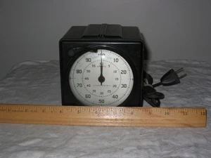 Vintage Standard Electric Time Co. 60 Minute 1/100's Timer - Works - Loc T - Picture 1 of 2